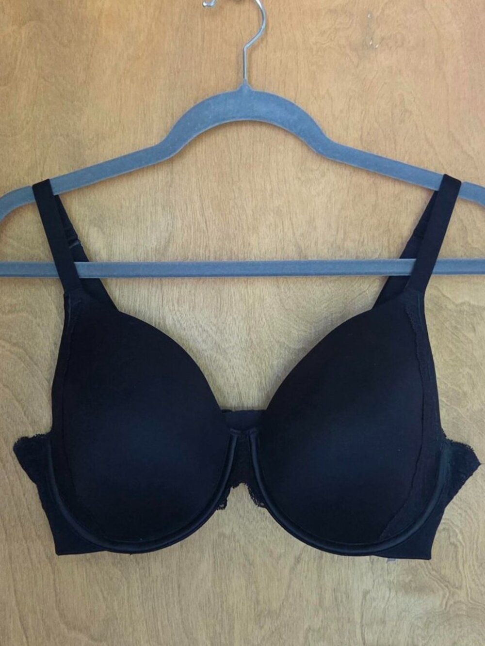 Spanx Undetectable Black Underwire Padded Bra